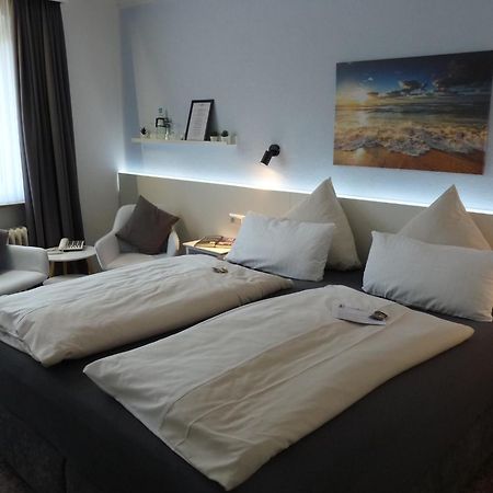 Hotel Zum Rosenteich Bad Zwischenahn Extérieur photo