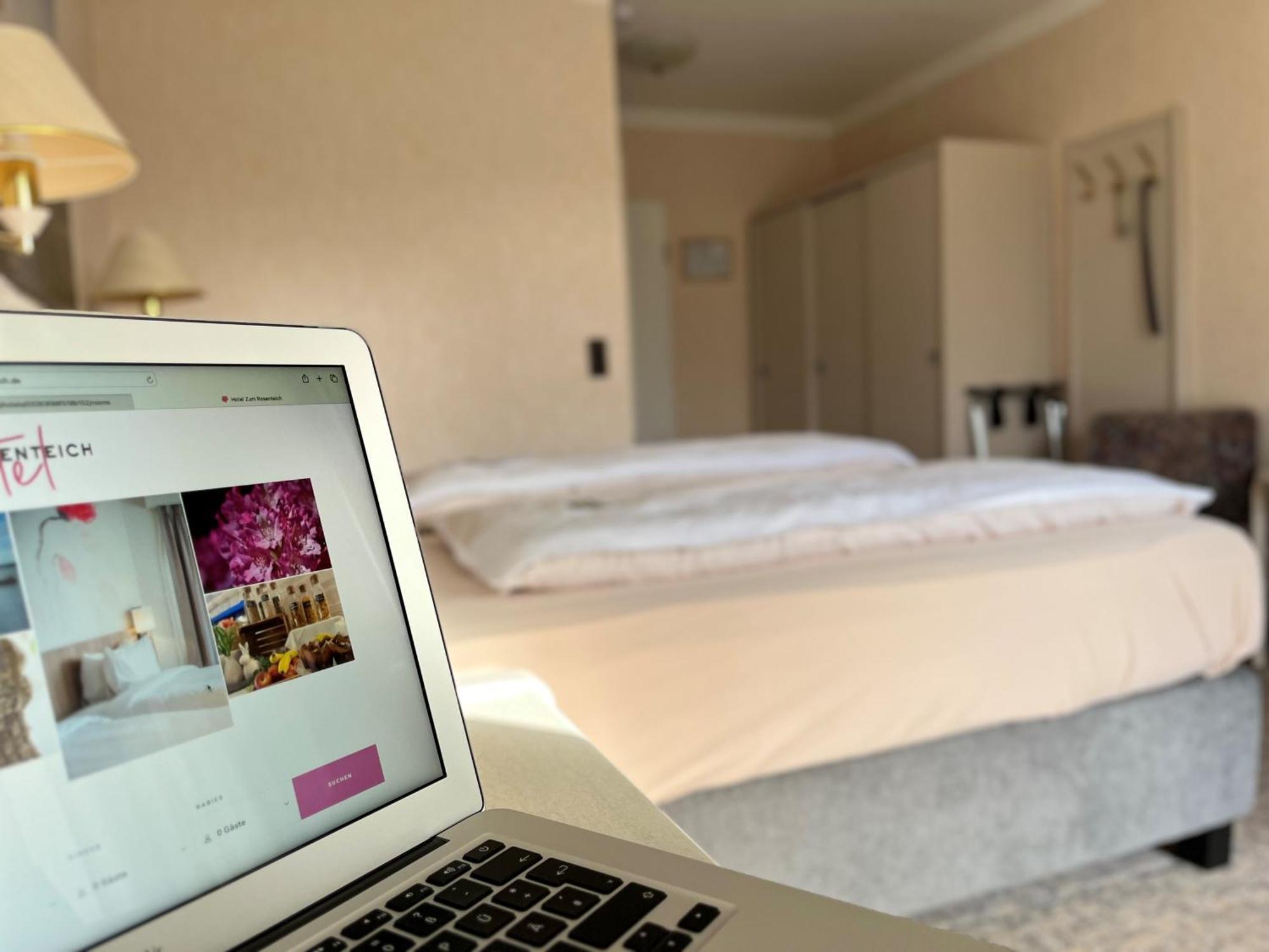 Hotel Zum Rosenteich Bad Zwischenahn Extérieur photo